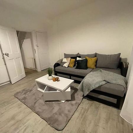 Stunning 2 Bedroom On Tower Bridge Londra Dış mekan fotoğraf
