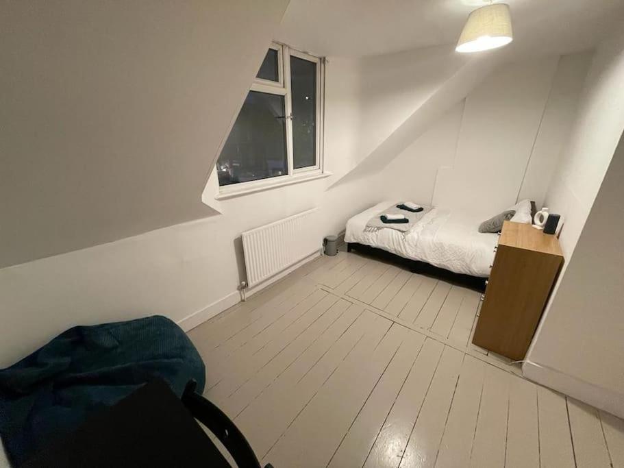 Stunning 2 Bedroom On Tower Bridge Londra Dış mekan fotoğraf